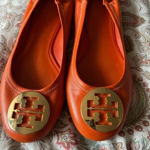 Womens size 8.5 orange Tory Burch flats